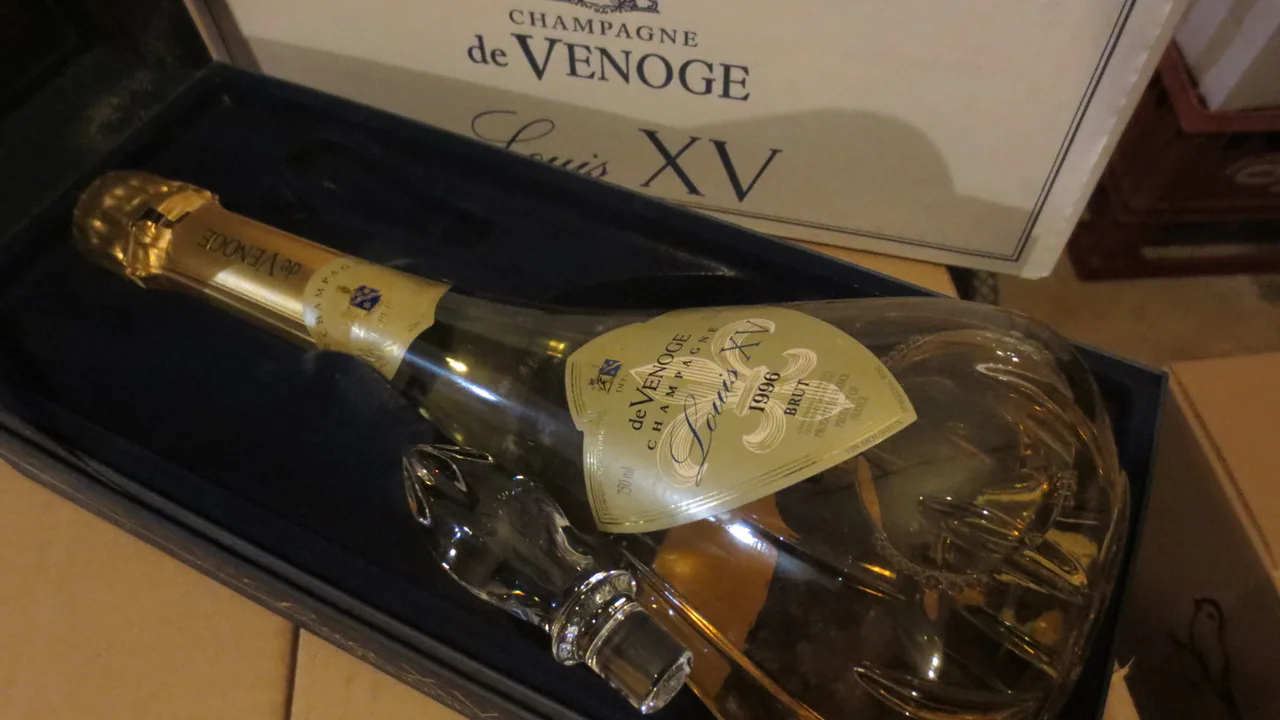 de Venoge — Champagne producer profile image.