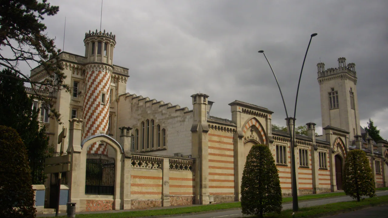 Vranken — Champagne producer profile image.